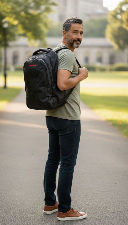 MAGNA 40L BACKPACK